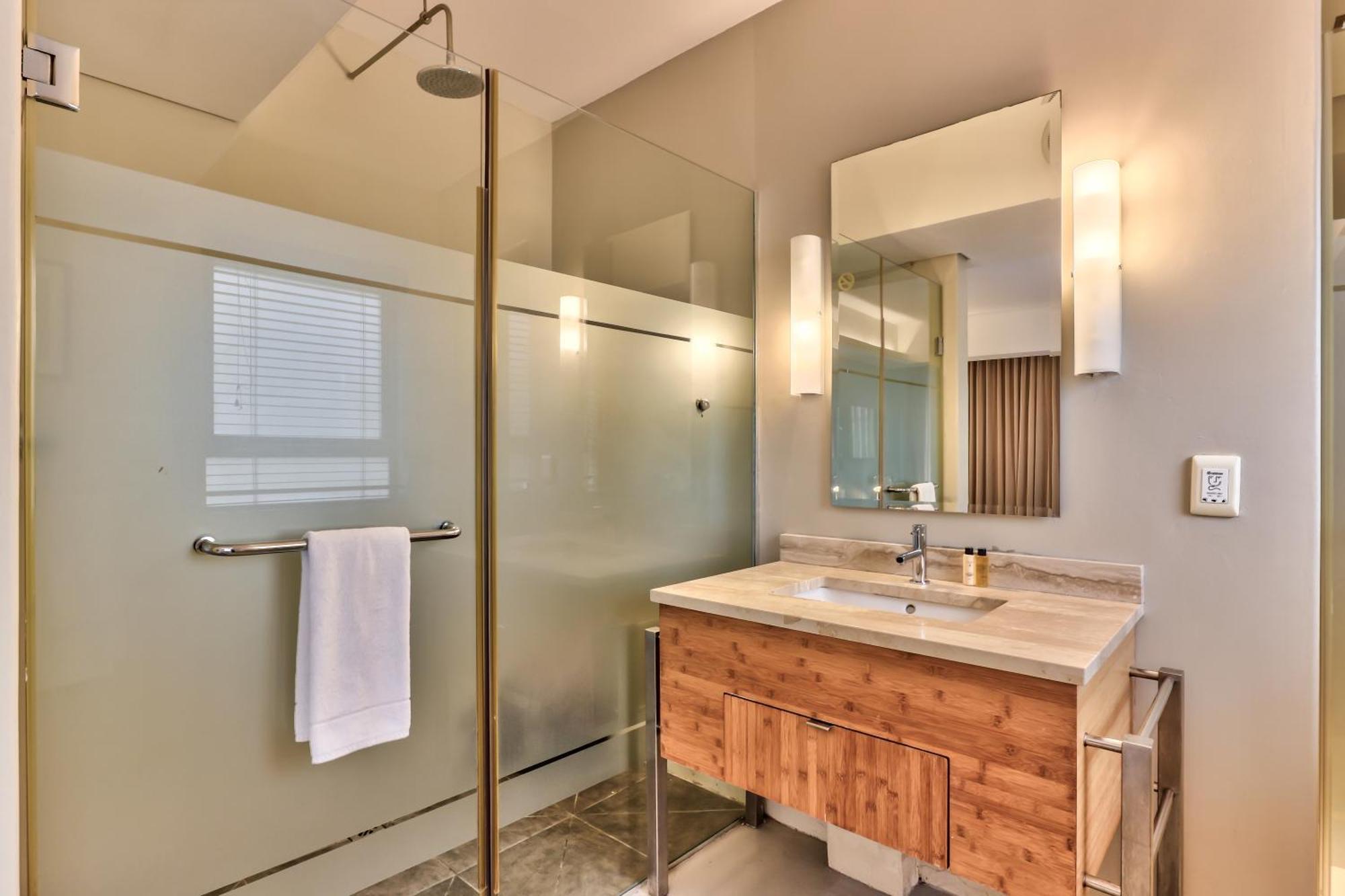 Wink Aparthotel Foreshore 케이프타운 외부 사진